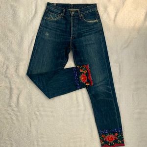 Citizens of Humanity Jeans Embroidered Floral Hem Liya High Rise Crop Size 24